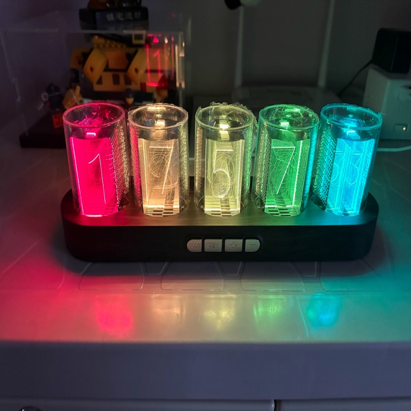 RGB Gaming Desktop Tech Decor  - Desk Setup Tech 评论和价格