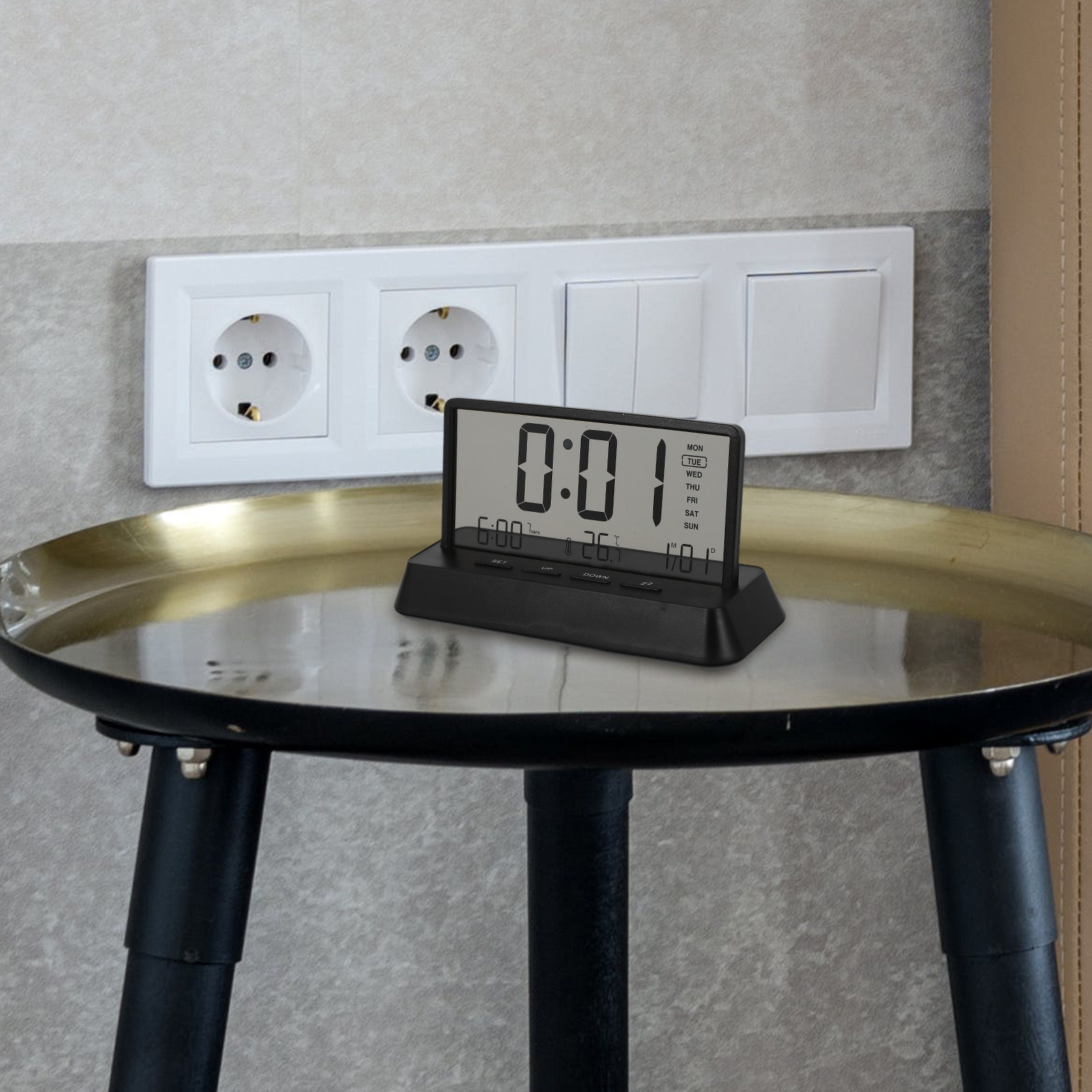 Digital Alarm Clock Small Comp - Desk Setup In Office 评论和价格
